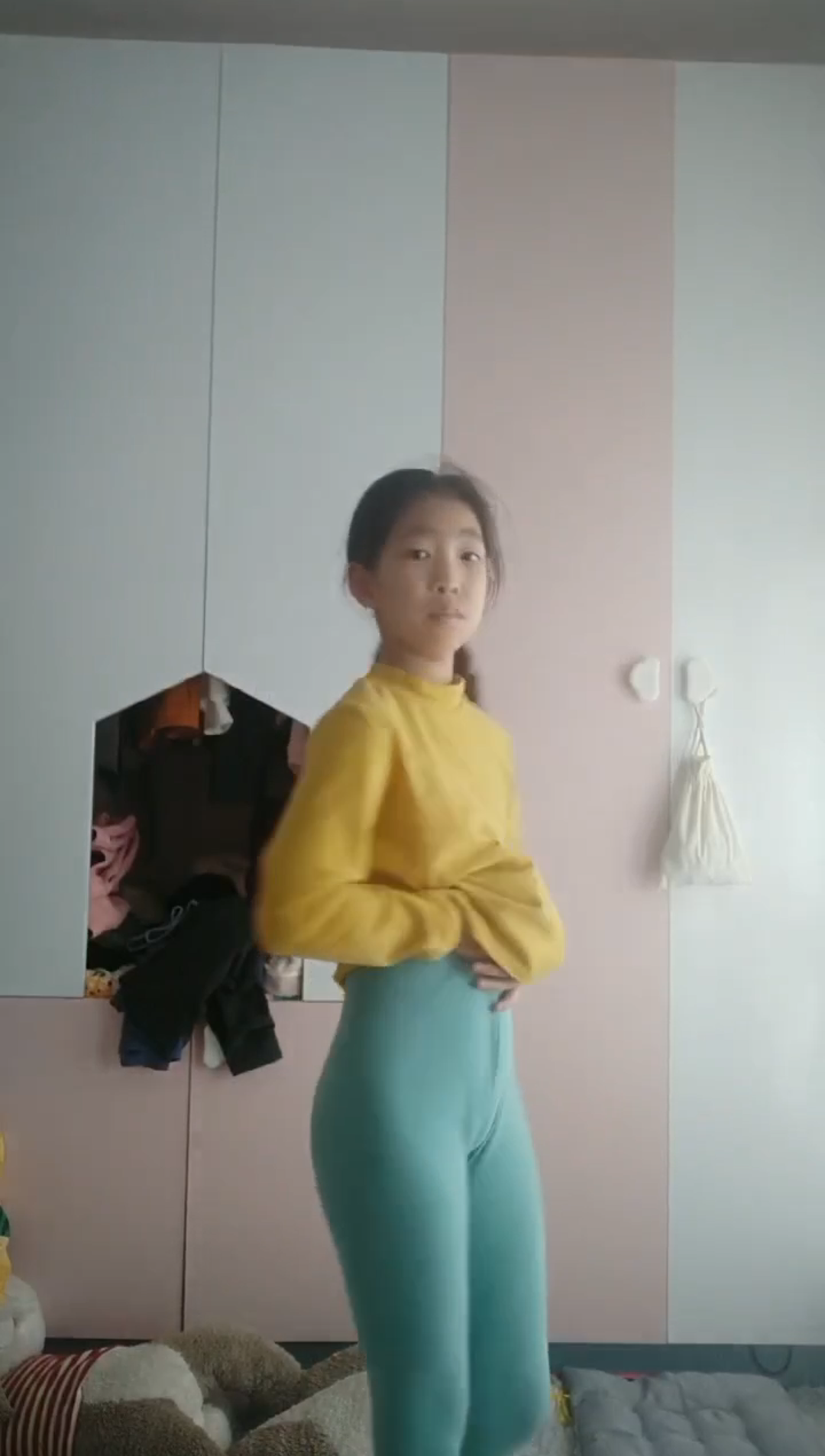 瑜伽少女-你所热爱的就是你的生活